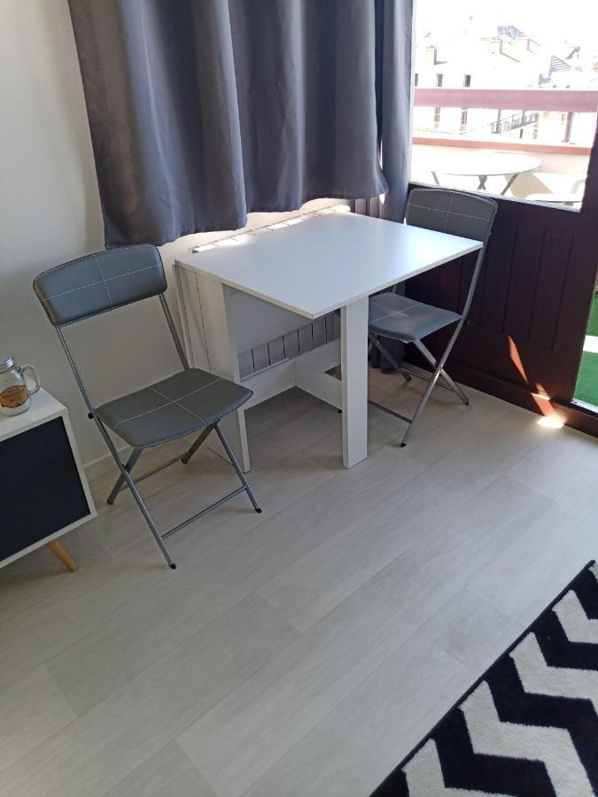 F2 Pres Debarcadere, En Centre Ville, Des Thermes Evian Les Bains 2 Etoiles 외부 사진